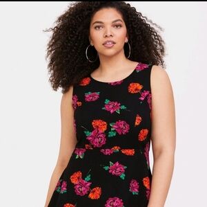 TORRID Women's Size 4x Floral Hi-low Ponte Peplum Sleeveless Floral Top Black